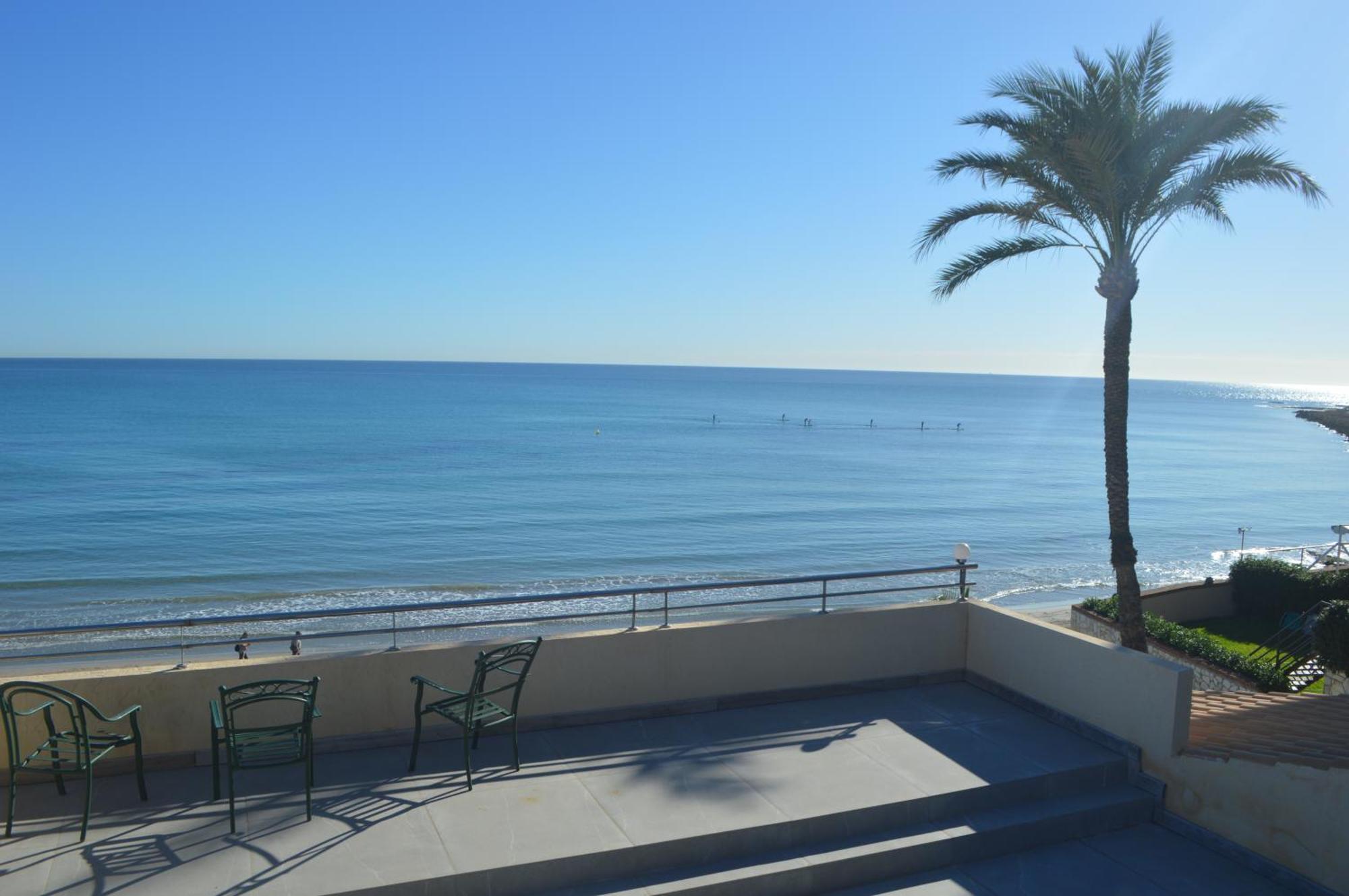 Espectacular Apartamento A Pie De Playa En Chalet Roquetes Alicante Exterior photo