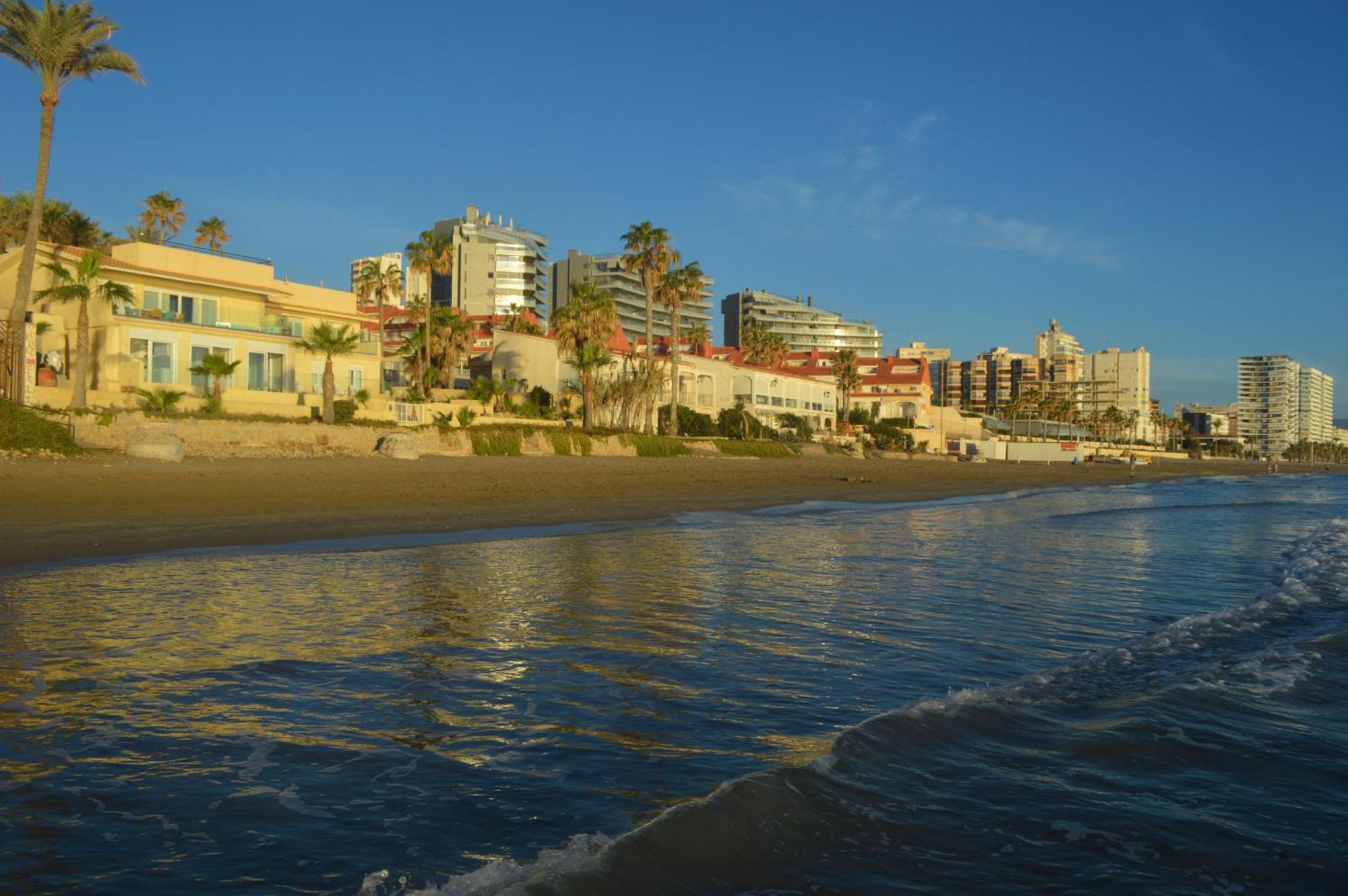 Espectacular Apartamento A Pie De Playa En Chalet Roquetes Alicante Exterior photo